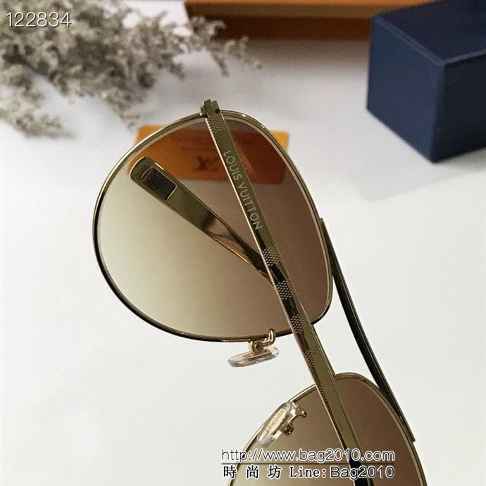 LV路易威登 官網新款 Z2342U 男士太陽眼鏡 蛤蟆鏡框太陽鏡 高品質 不挑臉  lly1351